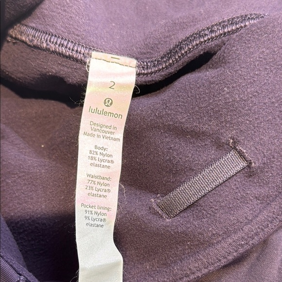 Lululemon Toasty Tech Tight II Cyber Size 2 - Picture 9 of 10